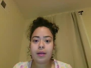 ellibell26's webcam