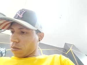 elloboperr0_18's webcam