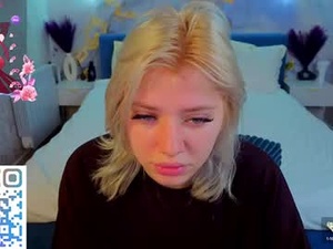 elvira_ross's webcam