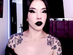 emearld_black's webcam