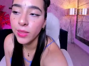 emiilyy_parker_'s webcam
