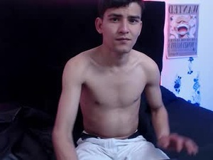 emiliano_dustyn's webcam