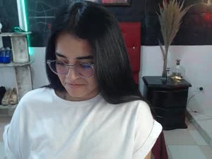 emily_bazan's webcam