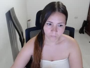 emilycute_18's webcam