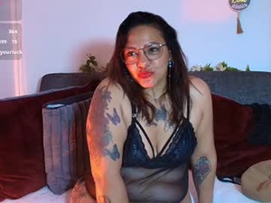 emma_jones52's webcam