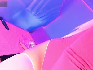emma_kuyn_'s webcam