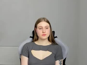 emma_sweettyy's webcam