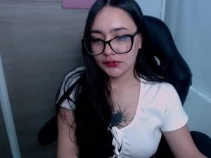 emma_timlyn's webcam