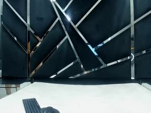 emmadivinee's webcam