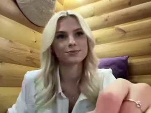 emmalinebareford's webcam