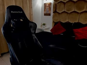 emmet_collinsjs's webcam