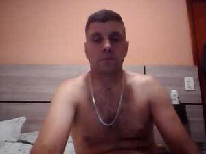 emynem82's webcam