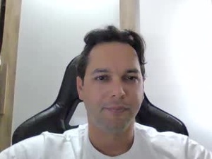 erectuspintus's webcam