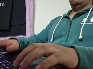 eroticsex24's webcam