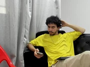 ethan_col's webcam
