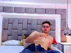 ethan_greys's webcam