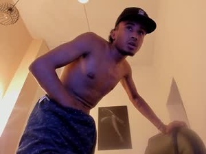 ethan_yannis's webcam