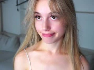 evacloudy's webcam