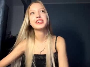evelinegallucci's webcam