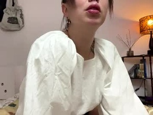 evelyn_charm's webcam