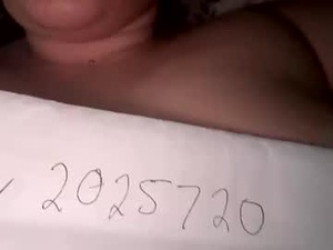 eyeshadowdemon's webcam