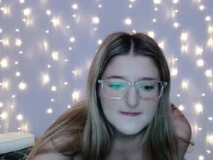 eyesthatsparkle22's webcam