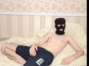 faceless_man20's webcam
