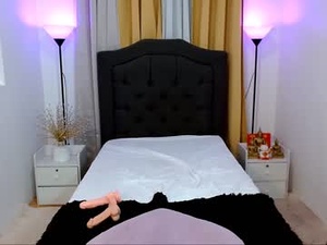 felicity_finley's webcam