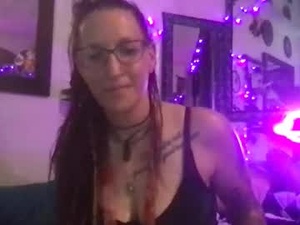 ferallux33x's webcam