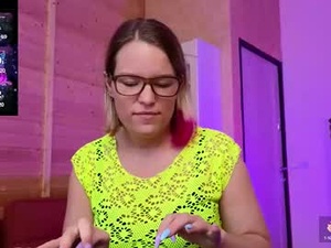 findom_lady_shine's webcam