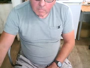 fitthisinyou's webcam
