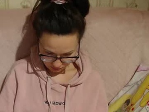 flowercandydoll13's webcam