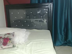 flowerebny's webcam