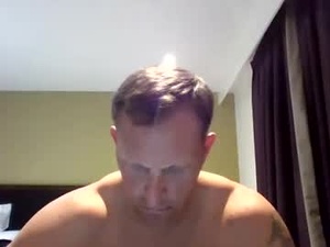 freeusemuscle's webcam
