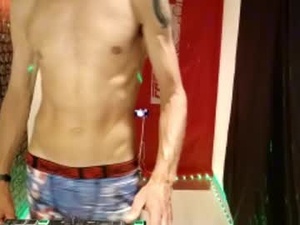 frenchkissdjfk's webcam