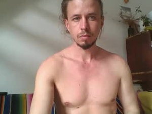 frenchyshy_'s webcam