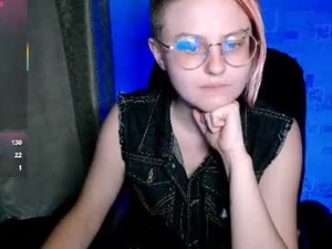 freya_kiss_'s webcam