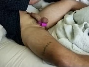 fuckboylovespussy94's webcam