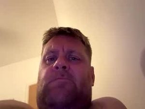 gaznaylor1986's webcam
