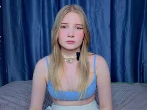 girl_of_mine's webcam
