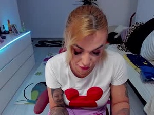 golddivine00's webcam