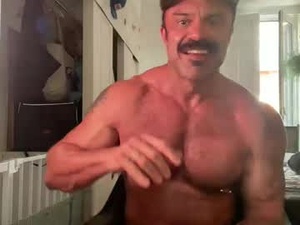 gorilla_beast's webcam