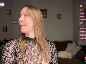 greenxxxqueen's webcam