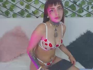 gyal_8_'s webcam