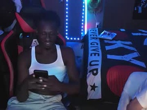 gyptianchocolate's webcam