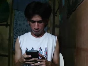 hairyhugecock_22's webcam