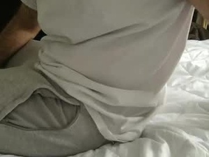 hairyybabybear's webcam