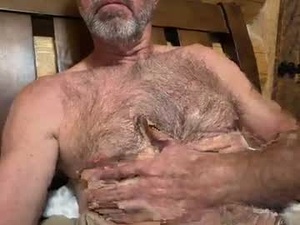 handsomeoldcowboy's webcam
