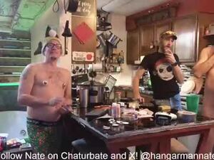 hangarmannate's webcam
