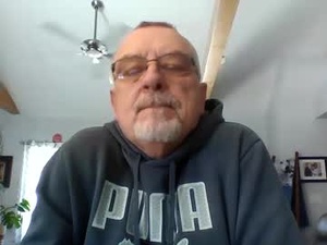 happynudist7373's webcam